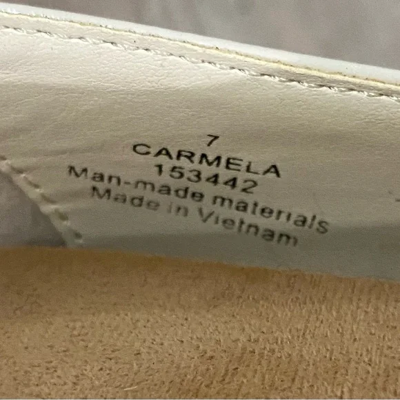 ππ 2/$10 ππ Patent Faux Leather Tan Round Toe Block Heel Pumps - Picture 6 of 13